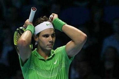 Nadal thất thủ, Djokovic thoát hiểm - 1 Nadal thất thủ, Djokovic thoát hiểm - 1