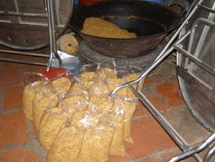 Hành phi cũng bị… tẩy trắng - 2