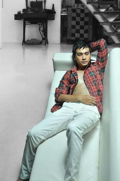 “Trai nhảy” Ngọc Thuận khoe dáng trong chùm ảnh mới - 9 “Trai nhảy” Ngọc Thuận khoe dáng trong chùm ảnh mới - 9