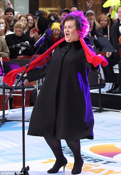 Susan Boyle: “Sự nổi tiếng giúp tôi nữ tính hơn” - 8