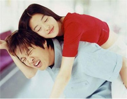 Ngôi sao của “Cô nàng ngổ ngáo” đến Việt Nam  - 2