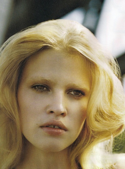 Lara Stone đẹp quyến rũ trên i-D - 5 Lara Stone đẹp quyến rũ trên i-D - 5