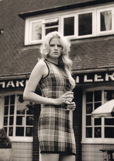 Lara Stone đẹp quyến rũ trên i-D - 6 Lara Stone đẹp quyến rũ trên i-D - 6