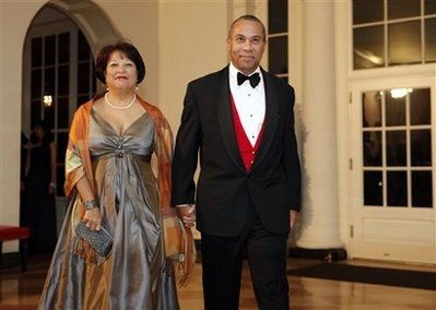 Obama tổ chức quốc tiệc đầu tiên tại Nhà Trắng - 25 Obama tổ chức quốc tiệc đầu tiên tại Nhà Trắng - 25