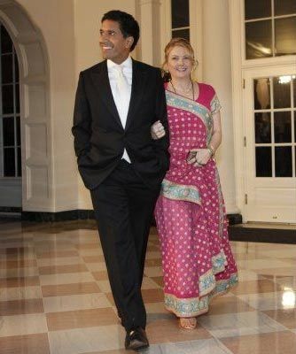 Obama tổ chức quốc tiệc đầu tiên tại Nhà Trắng - 15 Obama tổ chức quốc tiệc đầu tiên tại Nhà Trắng - 15