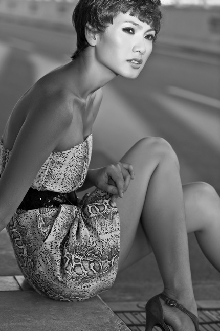 Chùm ảnh: Anh Thư “chơi” với mảng màu đen trắng - 8