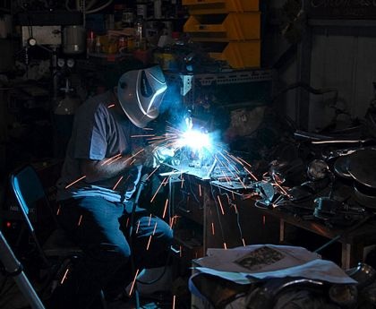 Giàu "sụ" từ phụ tùng ô-tô cũ - 13 Giàu "sụ" từ phụ tùng ô-tô cũ - 13