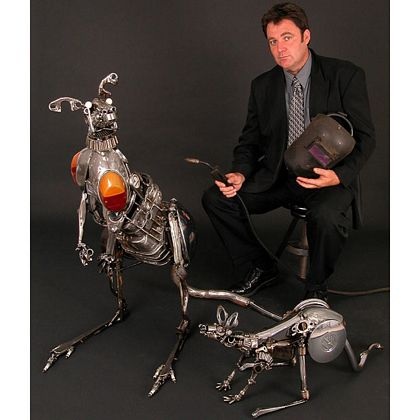 Giàu "sụ" từ phụ tùng ô-tô cũ - 8 Giàu "sụ" từ phụ tùng ô-tô cũ - 8