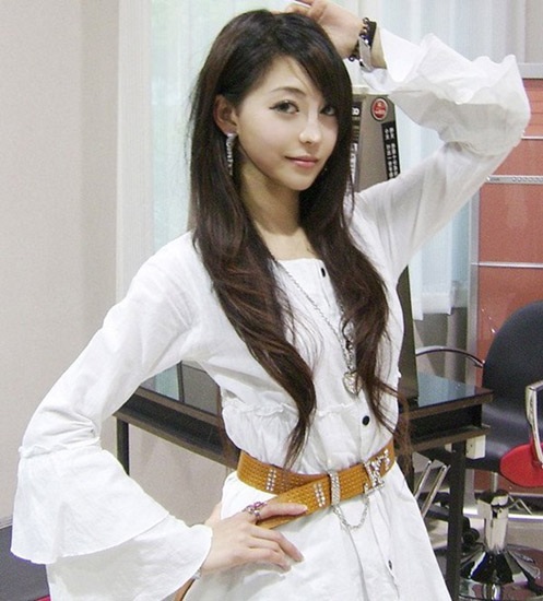 Cư dân mạng Trung Quốc truy tìm “cô gái Obama” - 5