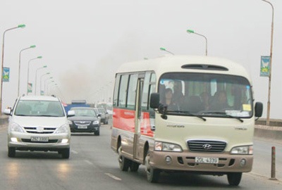 Tổng kiểm tra, “xe bị cấm” vẫn qua cầu Thăng Long - 3