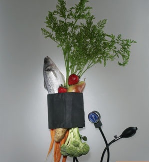 Nguyên tắc “ba ít bốn nhiều” với người bị cao huyết áp - 1