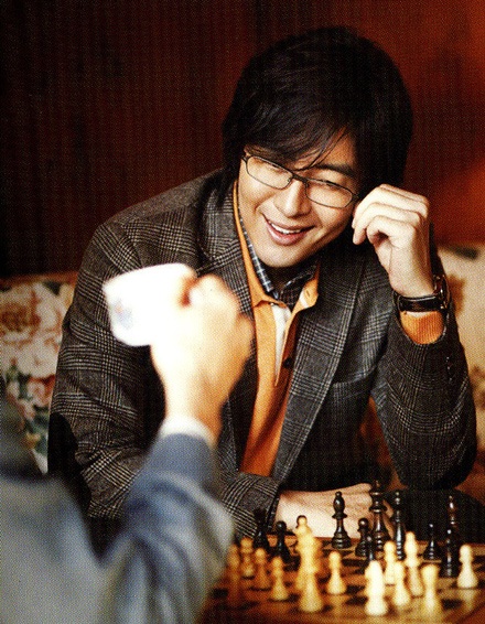 Bae Yong Joon làm người mẫu thời trang - 10