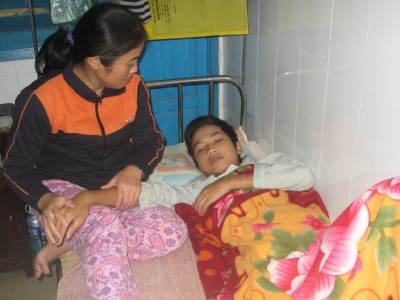 Tình làng nghĩa xóm kiểu… nhà nghèo - 2