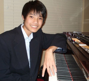 Christian Nguyễn - Tài năng âm nhạc "nhí" nổi tiếng - 1 Christian Nguyễn - Tài năng âm nhạc "nhí" nổi tiếng - 1
