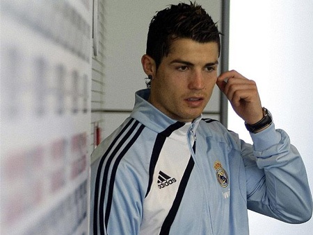 C. Ronaldo: “Tôi muốn ghi 10-20 bàn vào lưới Barca” - 1 C. Ronaldo: “Tôi muốn ghi 10-20 bàn vào lưới Barca” - 1