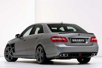 Mercedes E63 AMG qua tay nhà độ Brabus - 8 Mercedes E63 AMG qua tay nhà độ Brabus - 8