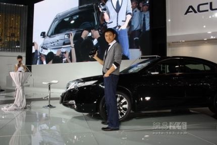 Nhiều “sao” tham gia Triển lãm ô tô Quảng Châu 2009  - 8 Nhiều “sao” tham gia Triển lãm ô tô Quảng Châu 2009  - 8