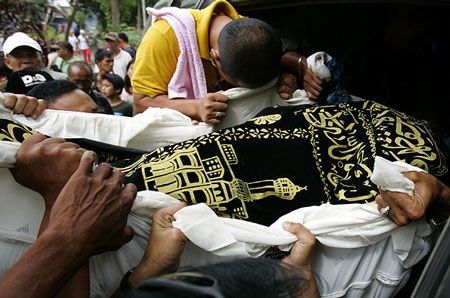 Hình ảnh từ vụ thảm sát bầu cử kinh hoàng ở Philippines - 11