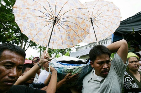 Hình ảnh từ vụ thảm sát bầu cử kinh hoàng ở Philippines - 12