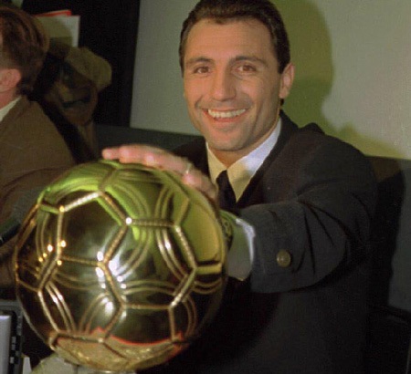 10 "Quả bóng vàng" từng thi đấu ở La Liga - 5 10 "Quả bóng vàng" từng thi đấu ở La Liga - 5