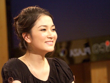 Nguyễn Thị Huyền lần đầu tiên lo lắng với vai trò MC - 1