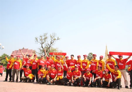 CĐV cầu chúc cho U23 Việt Nam đánh bại Thái Lan - 2