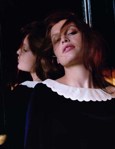 Gặp lại đệ nhất mỹ nhân nước Pháp Laetitia Casta - 2 Gặp lại đệ nhất mỹ nhân nước Pháp Laetitia Casta - 2