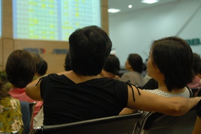 Tín hiệu tích cực xuất hiện vào cuối phiên - 1