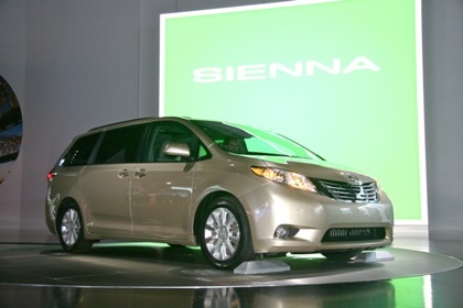 Toyota Sienna thế hệ mới - Tiện dụng và thiết thực - 6 Toyota Sienna thế hệ mới - Tiện dụng và thiết thực - 6