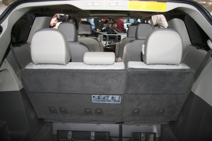Toyota Sienna thế hệ mới - Tiện dụng và thiết thực - 10 Toyota Sienna thế hệ mới - Tiện dụng và thiết thực - 10