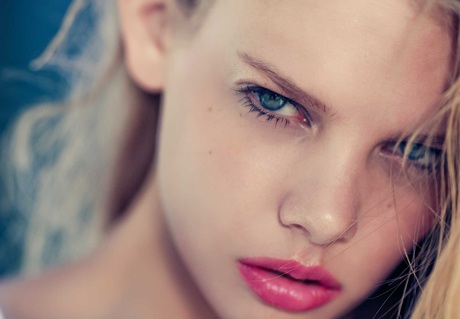 Marloes Horst: Bí quyết thành công là…luôn đi giày cao gót - 4 Marloes Horst: Bí quyết thành công là…luôn đi giày cao gót - 4