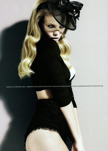 Marloes Horst: Bí quyết thành công là…luôn đi giày cao gót - 14 Marloes Horst: Bí quyết thành công là…luôn đi giày cao gót - 14