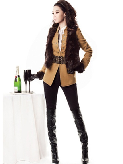 Han Ji Hye duyên dáng với thời trang Blue Pepe - 14