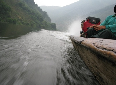 “Lạnh gáy” những chuyến đò trên dòng Nậm Nơn - 8