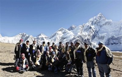 Xem cuộc họp nội các trên đỉnh Everest - 10