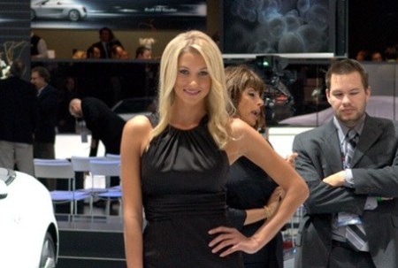 Ngắm người đẹp tại Triển lãm ô tô Los Angeles 2009 - 3