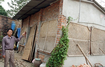 Hơn 1 năm sống cùng nỗi lo sụt đất, sập nhà - 3