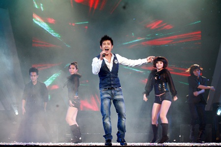 Mỹ Tâm, Mỹ Linh, Cẩm Ly... hội tụ trong V-music - 8