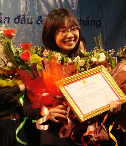Nữ sinh Chu Văn An giành giải nhất Olympic tiếng Anh - 6 Nữ sinh Chu Văn An giành giải nhất Olympic tiếng Anh - 6