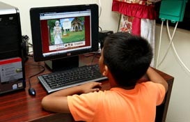 Càng “nghiện” net, bạn trẻ càng học lùi - 1 Càng “nghiện” net, bạn trẻ càng học lùi - 1