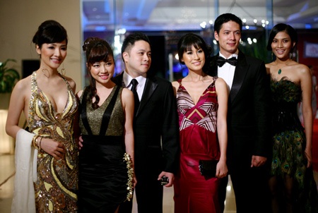 Rộn ràng lễ khai mạc LHP Việt Nam lần thứ 16 - 19