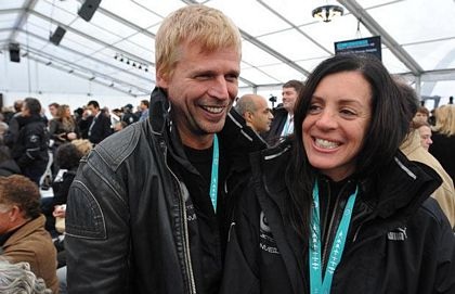 Ngắm tàu du lịch vũ trụ SpaceShipTwo - 14