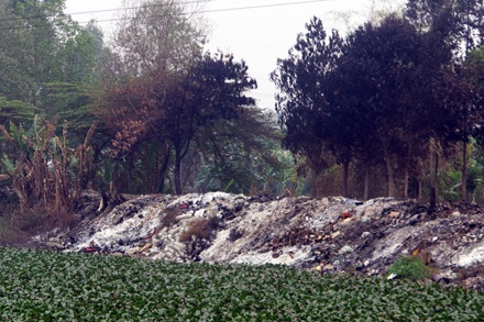 “Tự đầu độc” ở làng đồng nát  - 10