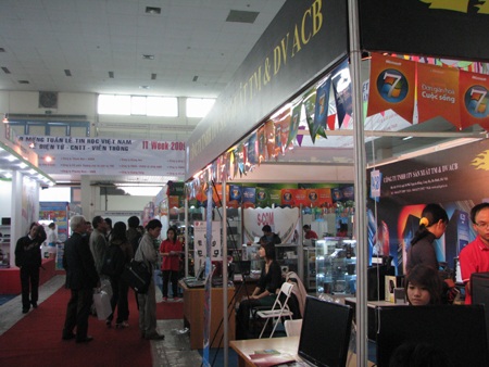 Khai mạc Triển lãm quốc tế điện tử, CNTT và viễn thông lần thứ 5  - 1