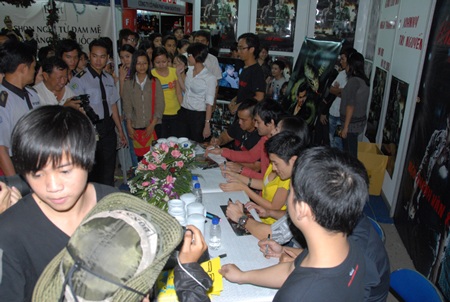 Trí Nguyễn: “Thật may mắn cho ai được làm bạn trai của Thanh Vân” - 3 Trí Nguyễn: “Thật may mắn cho ai được làm bạn trai của Thanh Vân” - 3