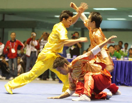 Vũ Thị Hương giật Vàng, Việt Nam tuột ngôi đầu  - 1