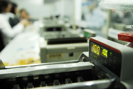 VNBA không đồng tình với xếp hạng ngân hàng năm 2009 - 1 VNBA không đồng tình với xếp hạng ngân hàng năm 2009 - 1