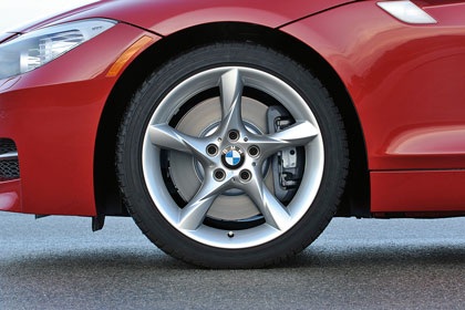 Xe BMW Z4 sDrive35is có giá từ 61.050 USD - 10 Xe BMW Z4 sDrive35is có giá từ 61.050 USD - 10
