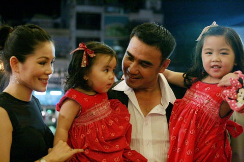 Đỗ Hải Yến “khoe” bạn trai trên thảm đỏ LHP Việt Nam - 15 Đỗ Hải Yến “khoe” bạn trai trên thảm đỏ LHP Việt Nam - 15