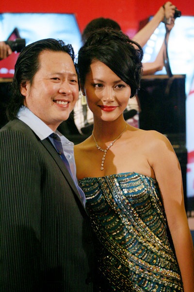 Đỗ Hải Yến “khoe” bạn trai trên thảm đỏ LHP Việt Nam - 3 Đỗ Hải Yến “khoe” bạn trai trên thảm đỏ LHP Việt Nam - 3